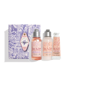 Dhuratë Festive nga Lulet e Qershisë